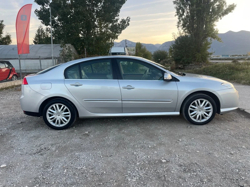 Renault Laguna 2.0i-INITIALE-TOP-ITALIA, снимка 4 - Автомобили и джипове - 47722934