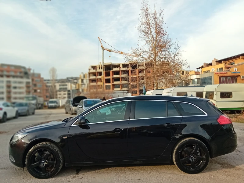 Opel Insignia 1.6 Turbo  Sport Tourer !ЛИЗИНГ!, снимка 4 - Автомобили и джипове - 48419885