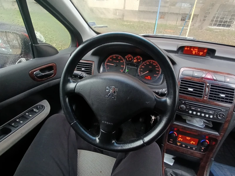 Peugeot 307 1.6 Газ, снимка 9 - Автомобили и джипове - 48730249