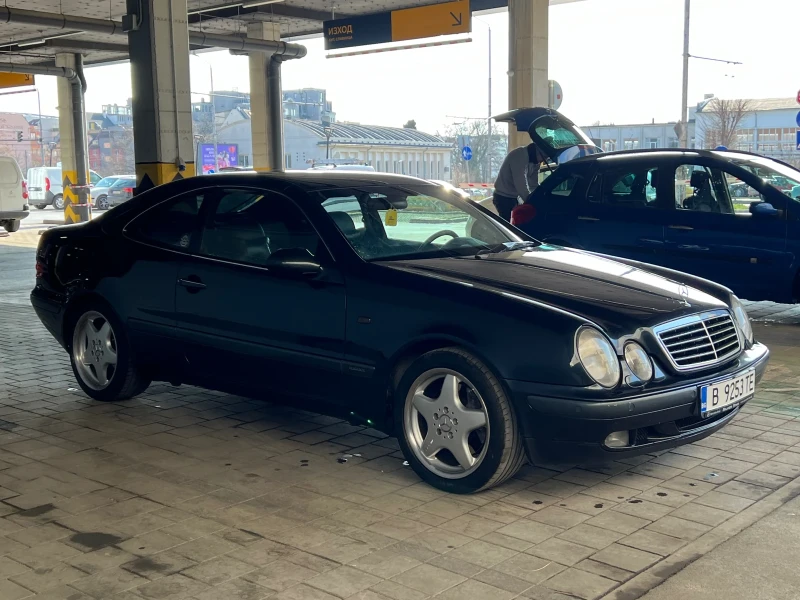 Mercedes-Benz CLK 430 4.3 V8 газ, снимка 3 - Автомобили и джипове - 48865874