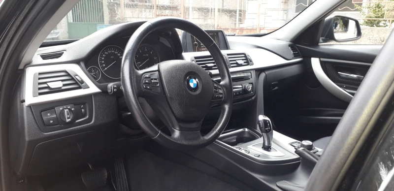 BMW 320, снимка 10 - Автомобили и джипове - 48949928