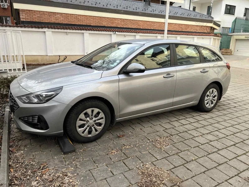 Hyundai I30 Комби, снимка 2 - Автомобили и джипове - 49211448