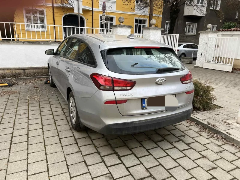 Hyundai I30 Комби, снимка 7 - Автомобили и джипове - 49211448