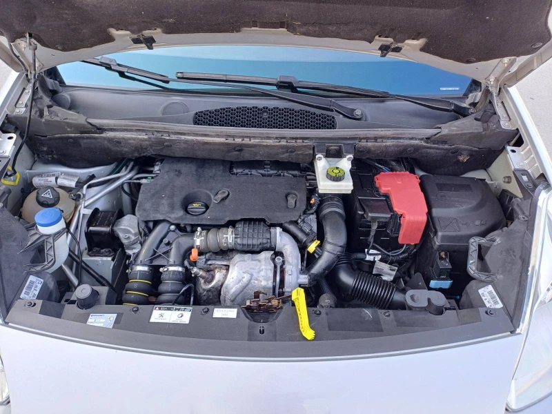 Peugeot Partner Tepee 1.6 HDI 115k.s., снимка 17 - Автомобили и джипове - 50711576