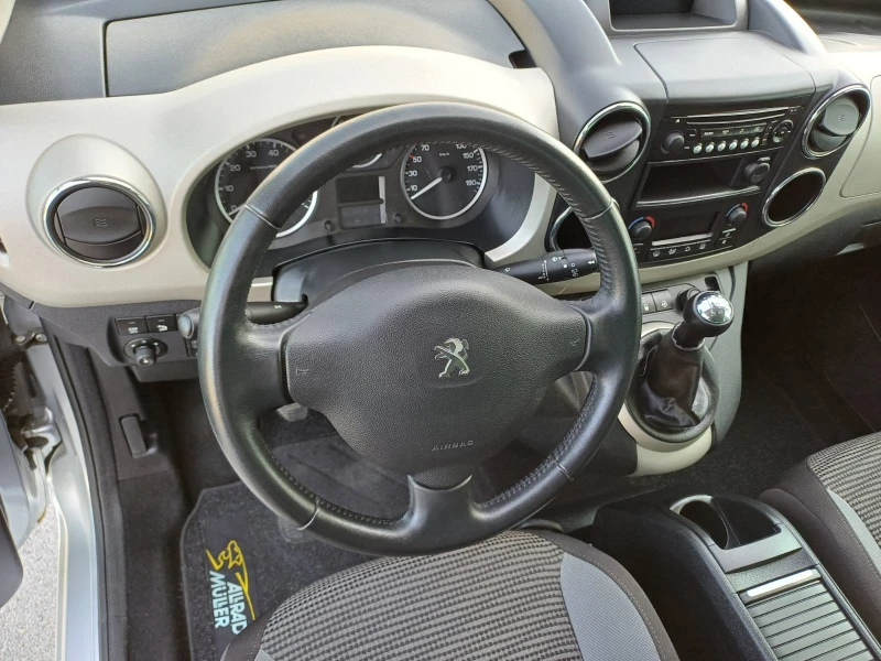 Peugeot Partner Tepee 1.6 HDI 115k.s., снимка 8 - Автомобили и джипове - 50711576