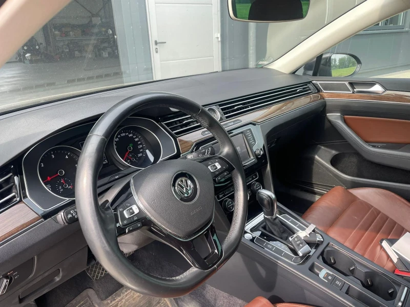 VW Passat 2.0 150 к.с Highline , снимка 8 - Автомобили и джипове - 50814339