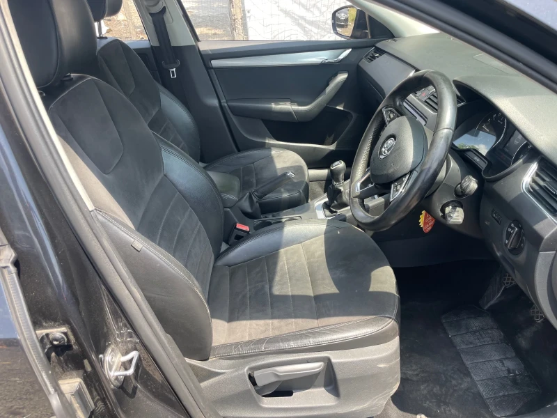 Skoda Octavia 2.0 TDI, снимка 7 - Автомобили и джипове - 50819730