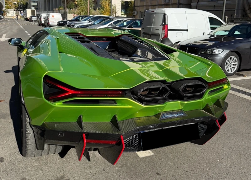 Lamborghini Revuelto 6.5 V12 HPEV 4WD, снимка 8 - Автомобили и джипове - 52361978
