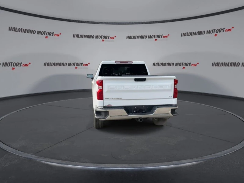 Chevrolet Silverado * 1500 LT Crew Cab* АвтоКредит (ЦЕНА ДО БГ), снимка 6 - Автомобили и джипове - 52616747