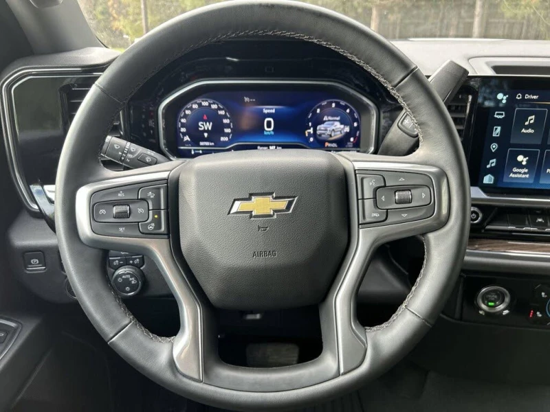 Chevrolet Silverado * 1500 LT Crew Cab* АвтоКредит (ЦЕНА ДО БГ), снимка 12 - Автомобили и джипове - 52616747