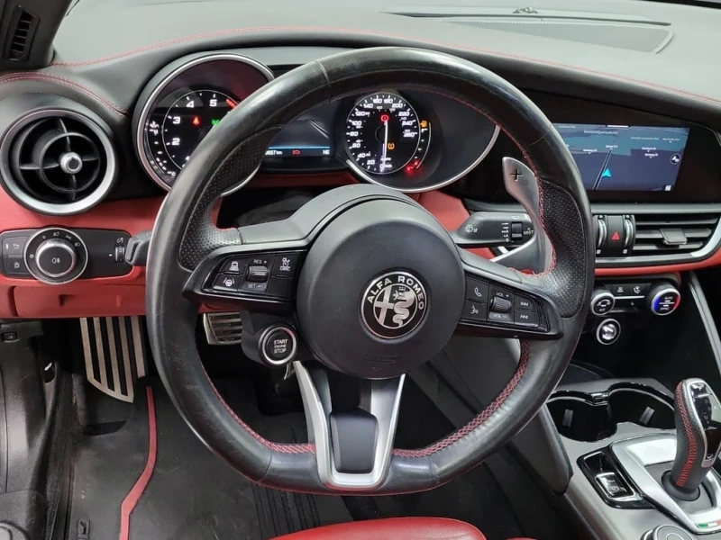 Alfa Romeo Giulia * TI SPORT * CARFAX * ЦЕНА ДО БГ, снимка 12 - Автомобили и джипове - 52722120