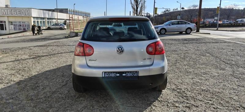 VW Golf 1.9TDI-05г.5вр., снимка 6 - Автомобили и джипове - 53075113
