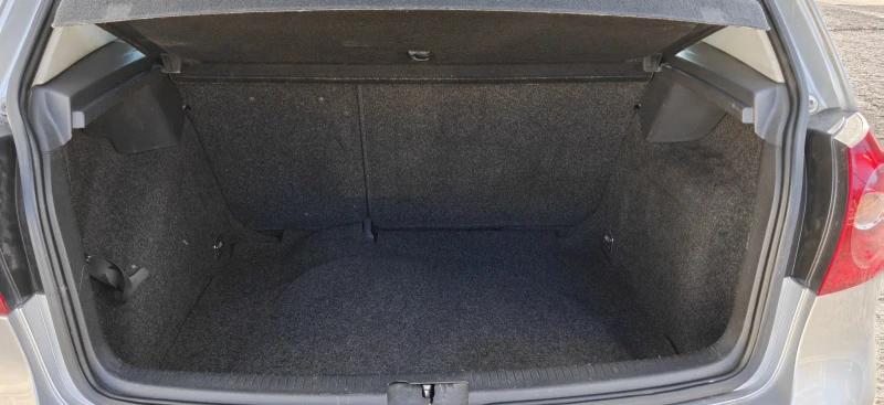 VW Golf 1.9TDI-05г.5вр., снимка 14 - Автомобили и джипове - 53075113