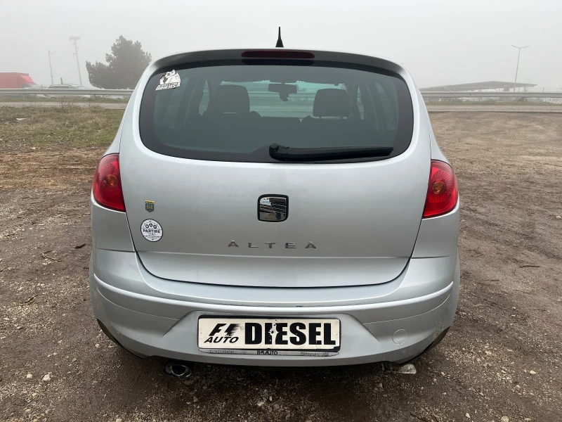 Seat Altea 1.9TDI-105-ITALIA, снимка 10 - Автомобили и джипове - 53121594