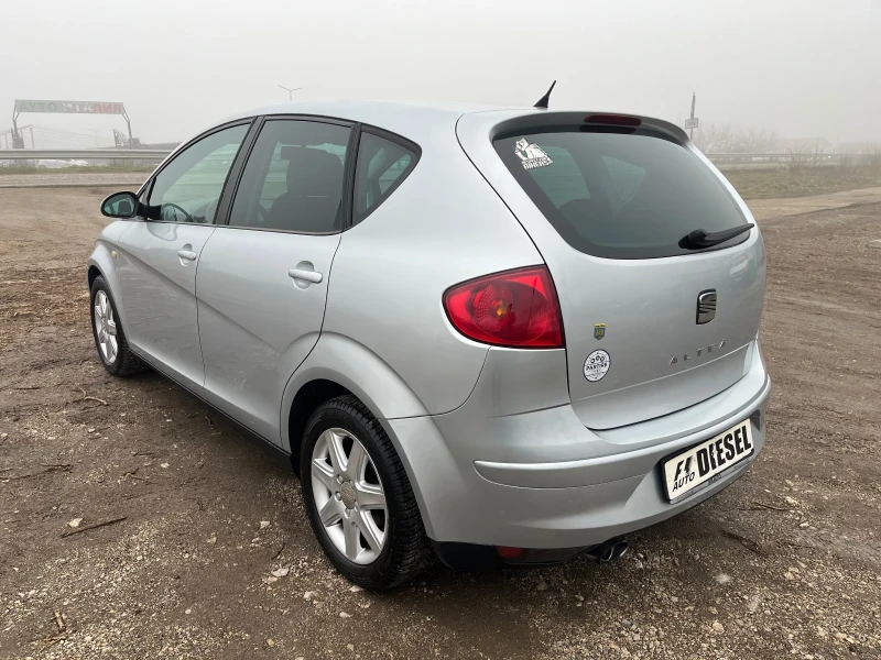 Seat Altea 1.9TDI-105-ITALIA, снимка 11 - Автомобили и джипове - 53121594