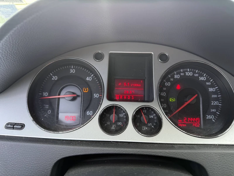 VW Passat 2.0 BMP, снимка 2 - Автомобили и джипове - 53596597