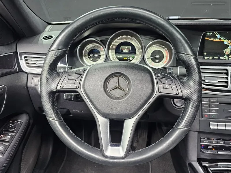 Mercedes-Benz E 250 Bluetec 4Matic Avantgarde, снимка 13 - Автомобили и джипове - 55888731