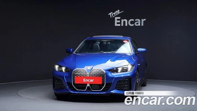 BMW i4, снимка 3 - Автомобили и джипове - 56267123