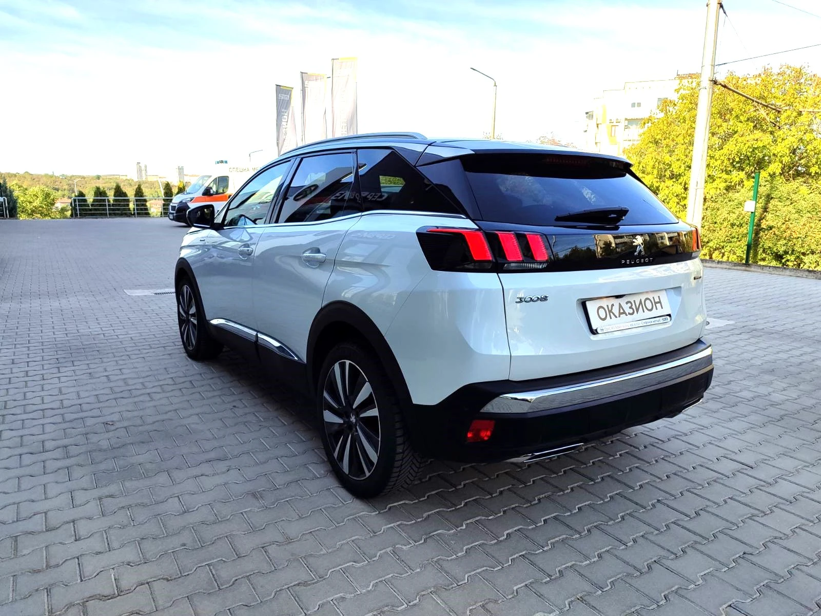 Peugeot 3008 GT LINE 1.2 PureTech (130HP) AT8 - изображение 6