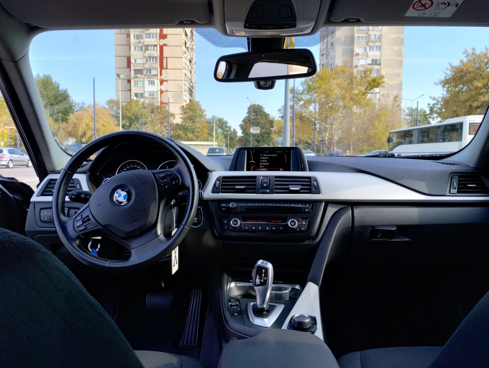 BMW 320  - изображение 5