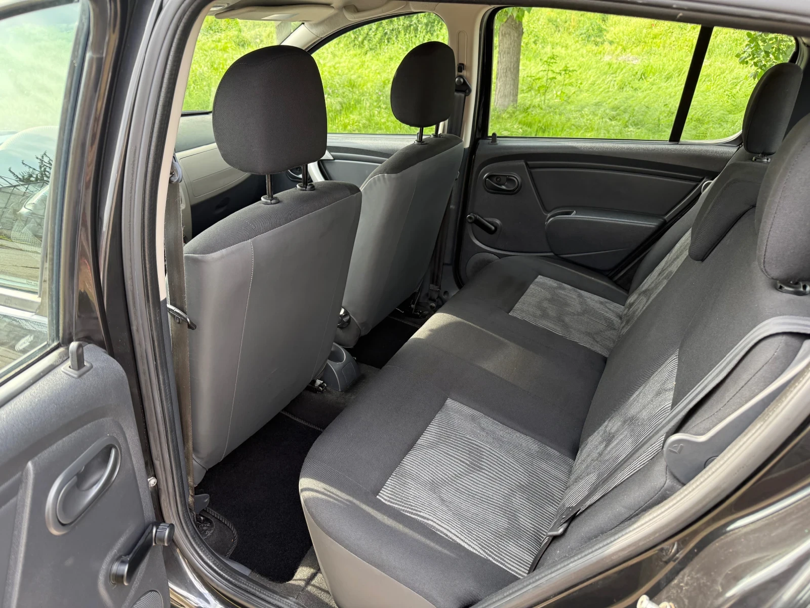 Dacia Sandero 1.2 16v ТОП | Mobile.bg — изображение 12