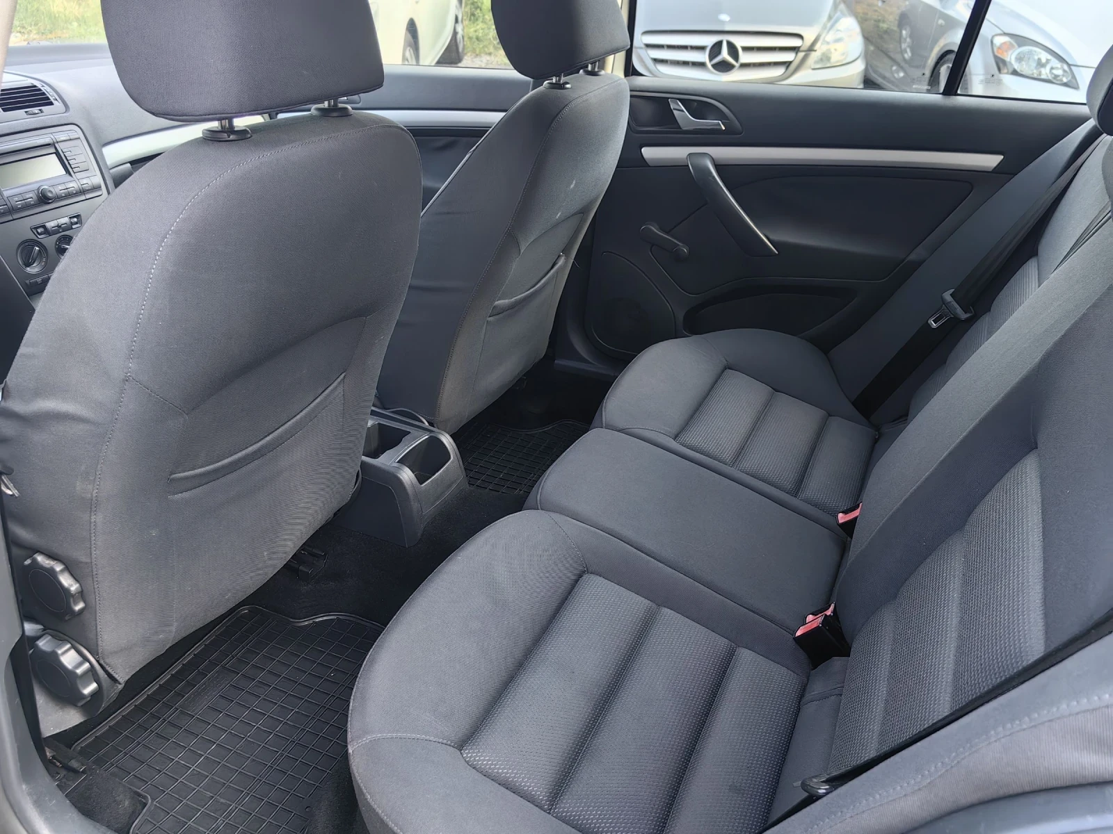 Skoda Octavia 1.9TDI* ПОДГРЕВ* ТЕМПОМАТ* РЕГИСТРИРАНА - изображение 10