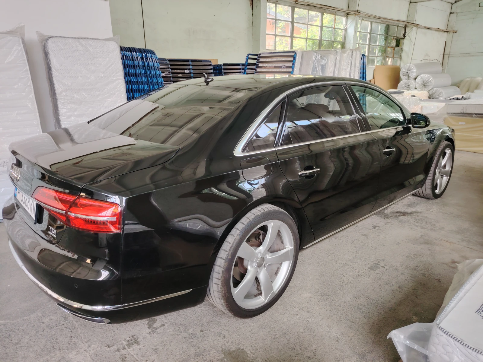 Audi A8 L - изображение 3