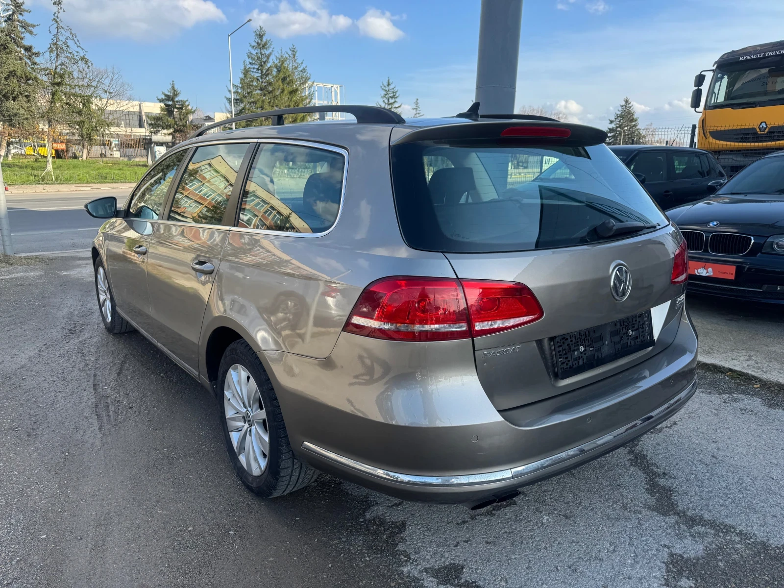VW Passat  - изображение 4