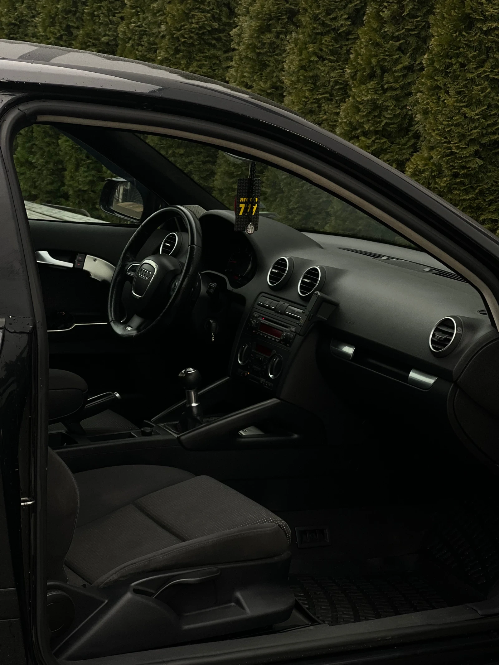 Audi A3 Уникат;2.0TDI;6скорости - изображение 10