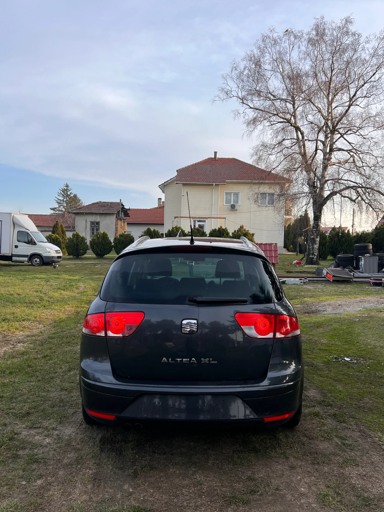 Seat Altea 2.0 TDI 140hp, снимка 4 - Автомобили и джипове - 53716186