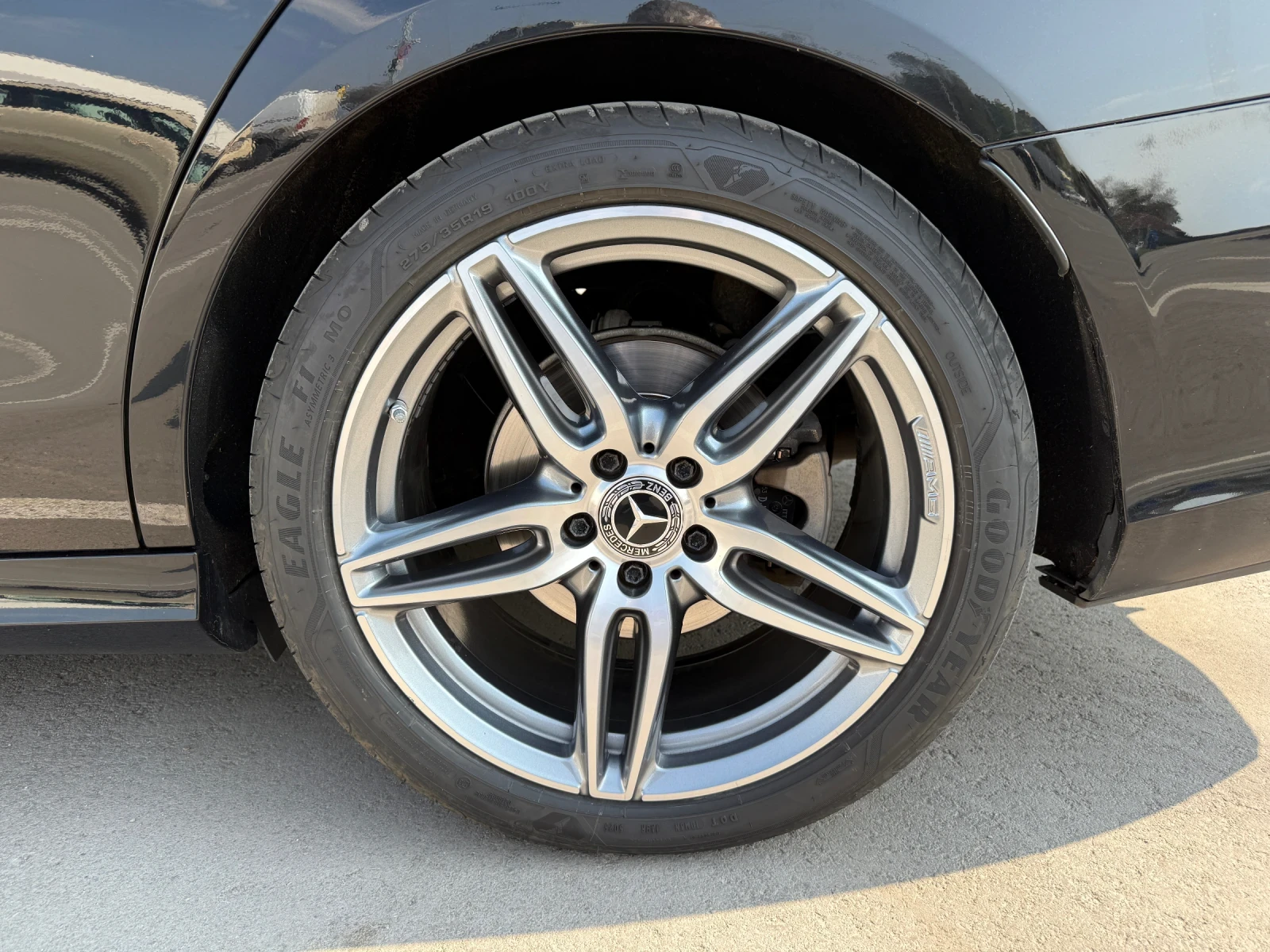 Mercedes-Benz E 220 AMG-LINE* DISTRNIC+ * MULTIBEAM LED* 4 MATIC, снимка 8 - Автомобили и джипове - 54234954