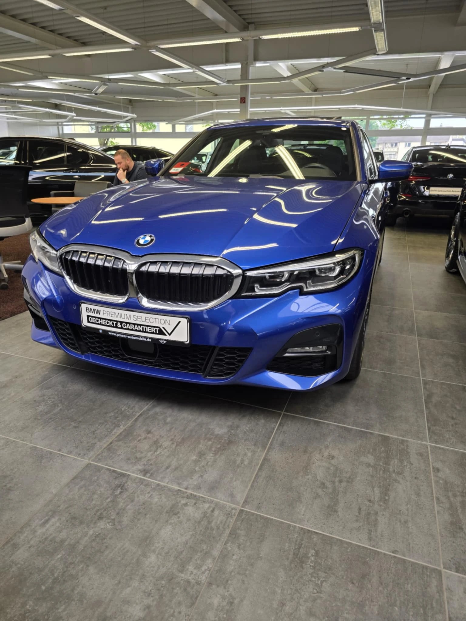 BMW 330 M pack BMW Premium Selection до май 2027, снимка 4 - Автомобили и джипове - 54446801