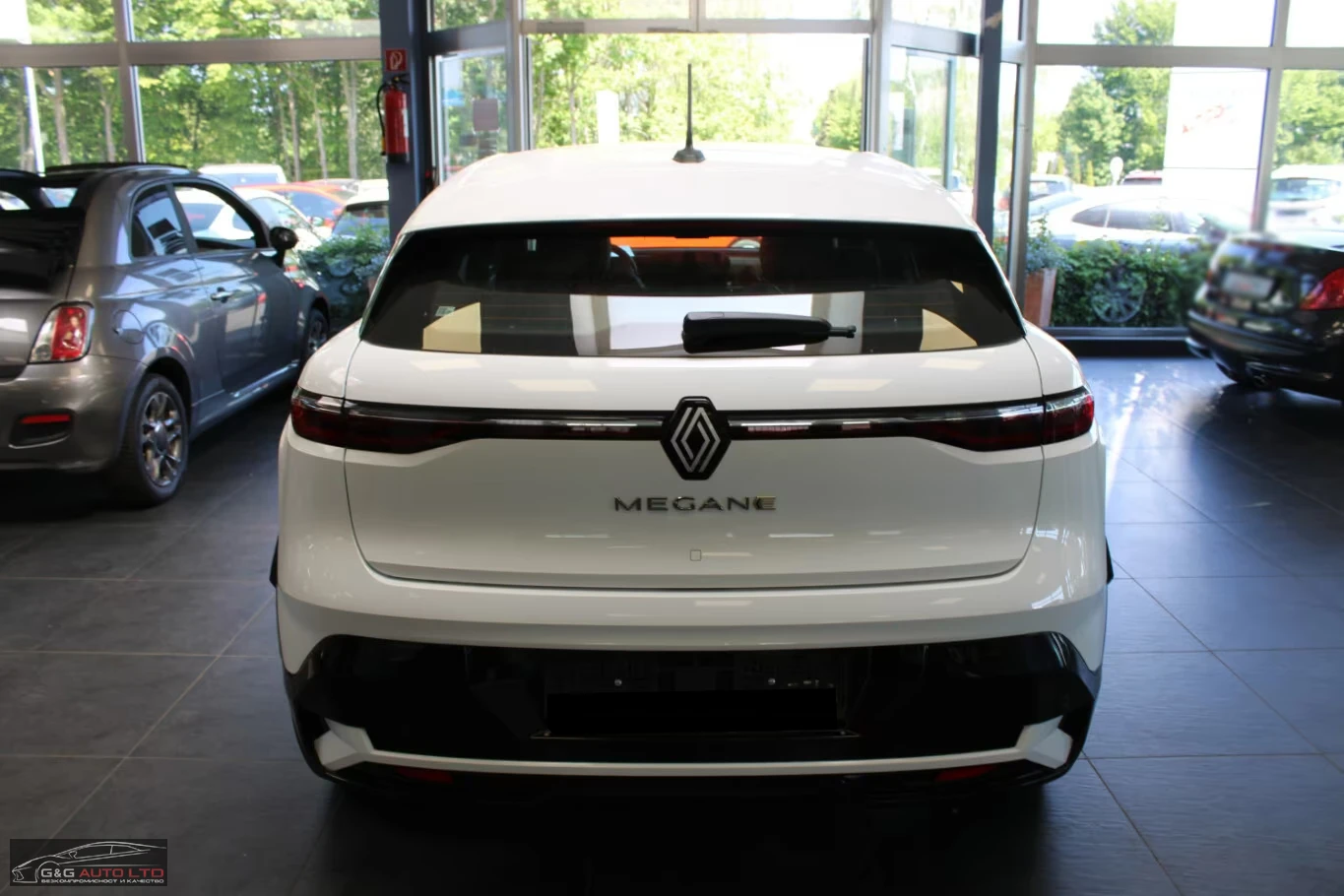 Renault Megane EV60/EQUILIBRE/БЪРЗО ЗАРЕЖДАНЕ/218HP/CAM/NAVI/249h, снимка 6 - Автомобили и джипове - 54802623