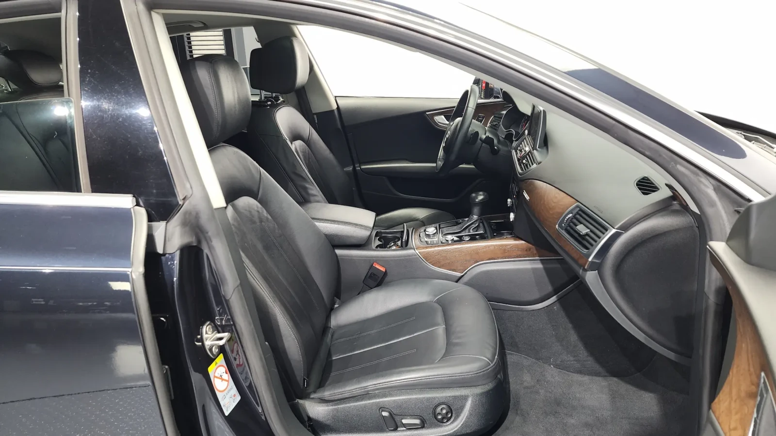 Audi A7 3.0 TFSI Quattro Dynamic, снимка 10 - Автомобили и джипове - 55059289