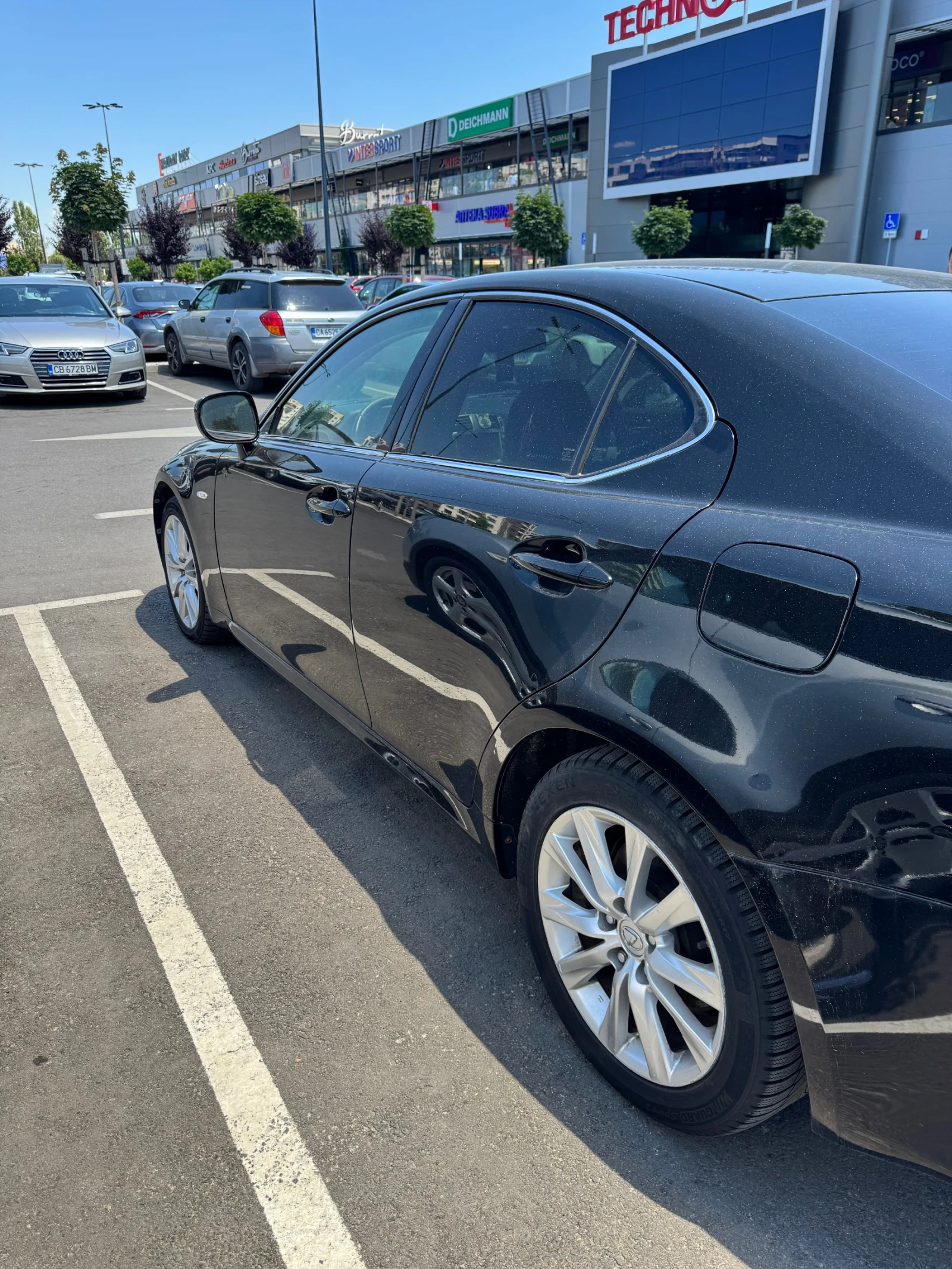 Lexus IS 220d, снимка 3 - Автомобили и джипове - 55404881