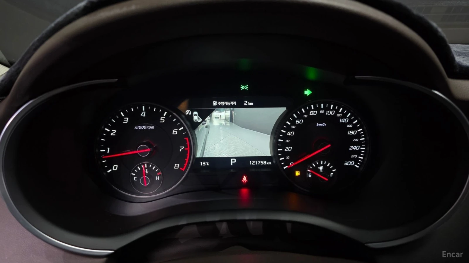 Kia Stinger ПАМЕТ* 360 КАМЕРА* ОБДУХВАНЕ* ПОДГРЕВ* , снимка 7 - Автомобили и джипове - 55524391