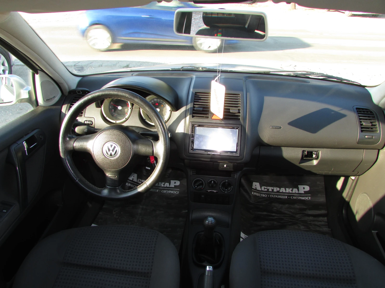 VW Polo 1.4MPI, снимка 7 - Автомобили и джипове - 55670945