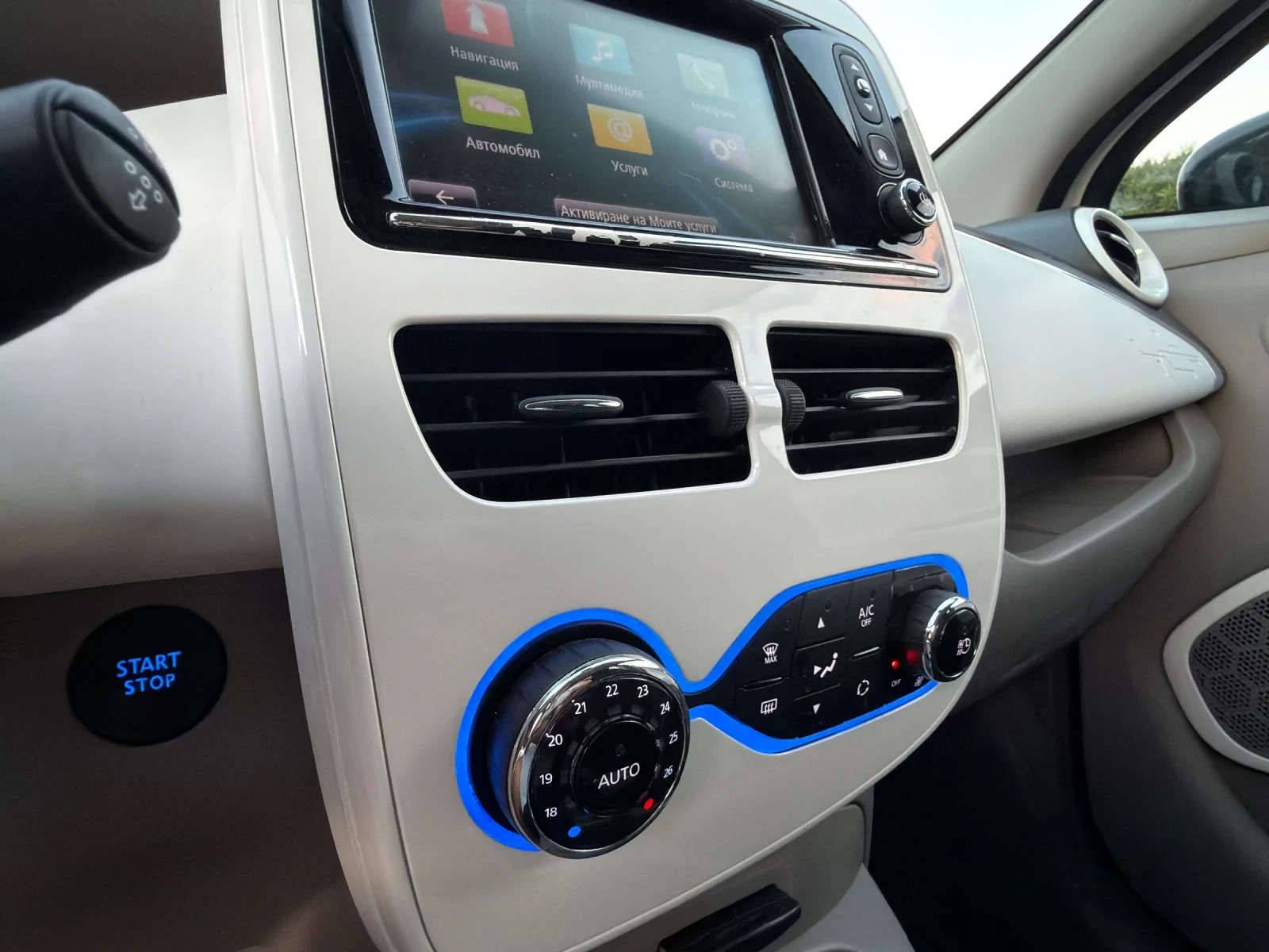 Renault Zoe 43KW* Реален пробег* Собствена батерия, снимка 12 - Автомобили и джипове - 55943780