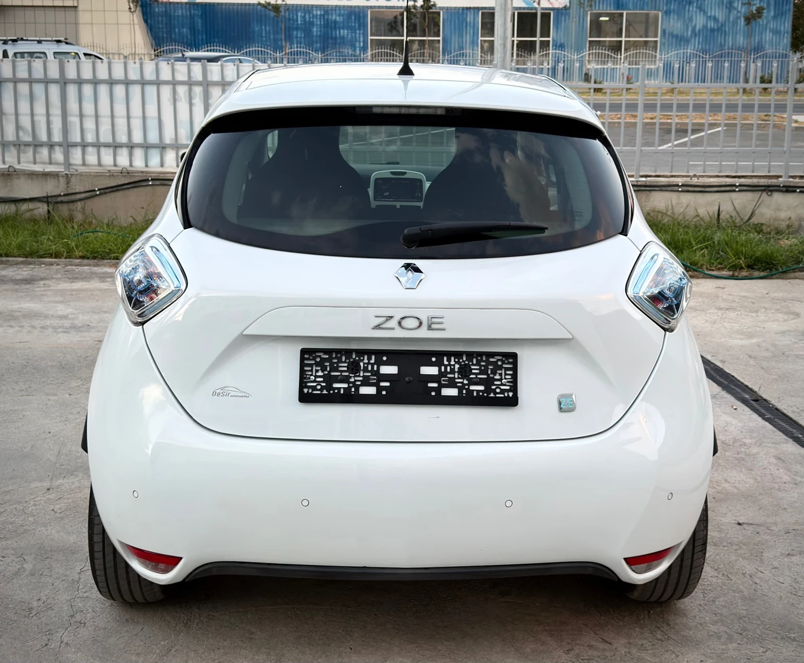 Renault Zoe 43KW* Реален пробег* Собствена батерия, снимка 6 - Автомобили и джипове - 55943780