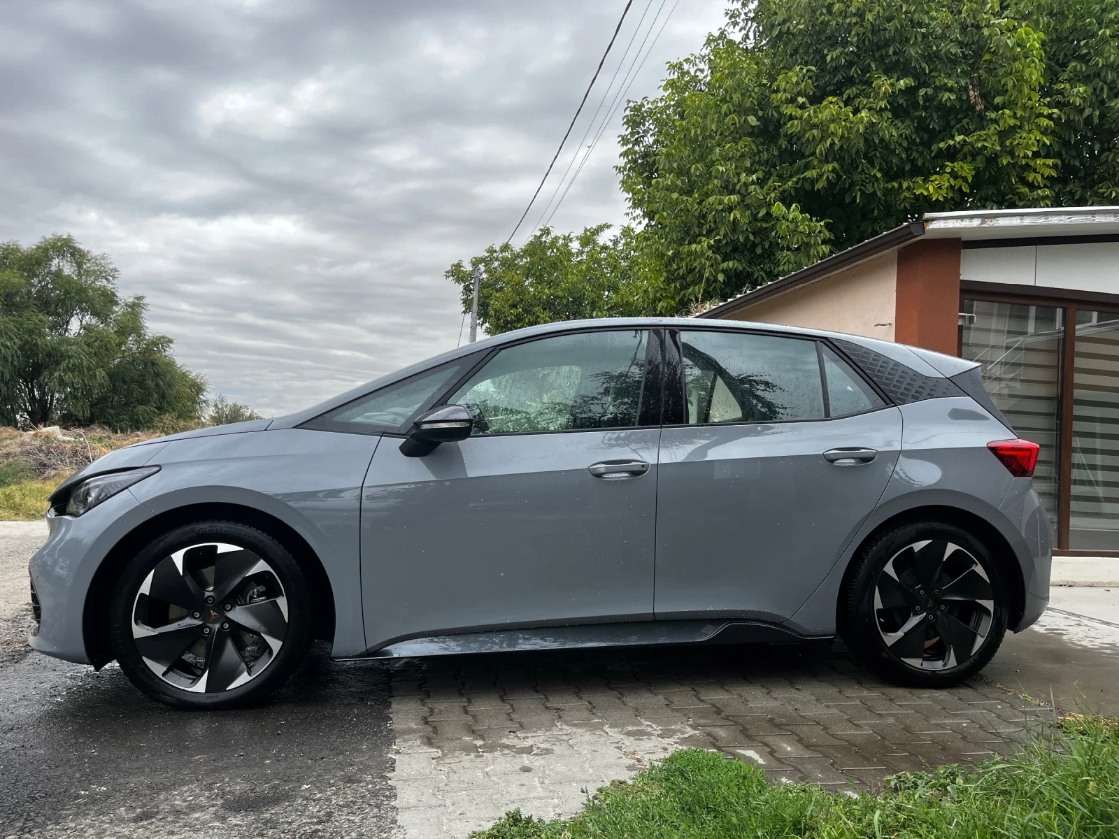 Cupra Born, снимка 10 - Автомобили и джипове - 56238589
