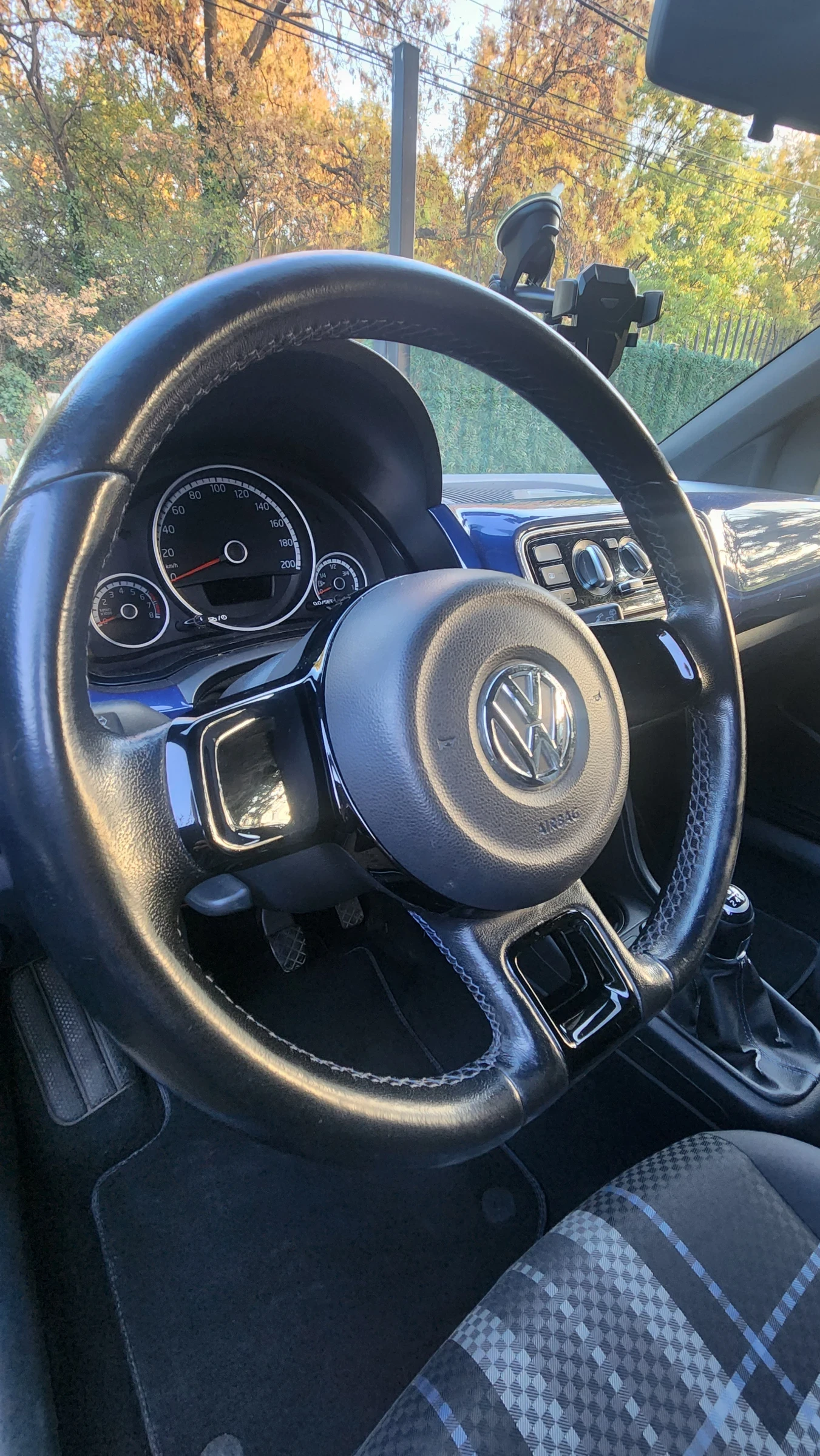 VW Up, снимка 9 - Автомобили и джипове - 56728802