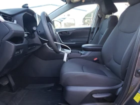 Toyota Rav4 LE, снимка 7