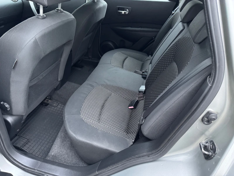 Nissan Qashqai 1, 5dci 4x2, 106ps, климатрон., мулти, 6ск., борд., снимка 8 - Автомобили и джипове - 48682361