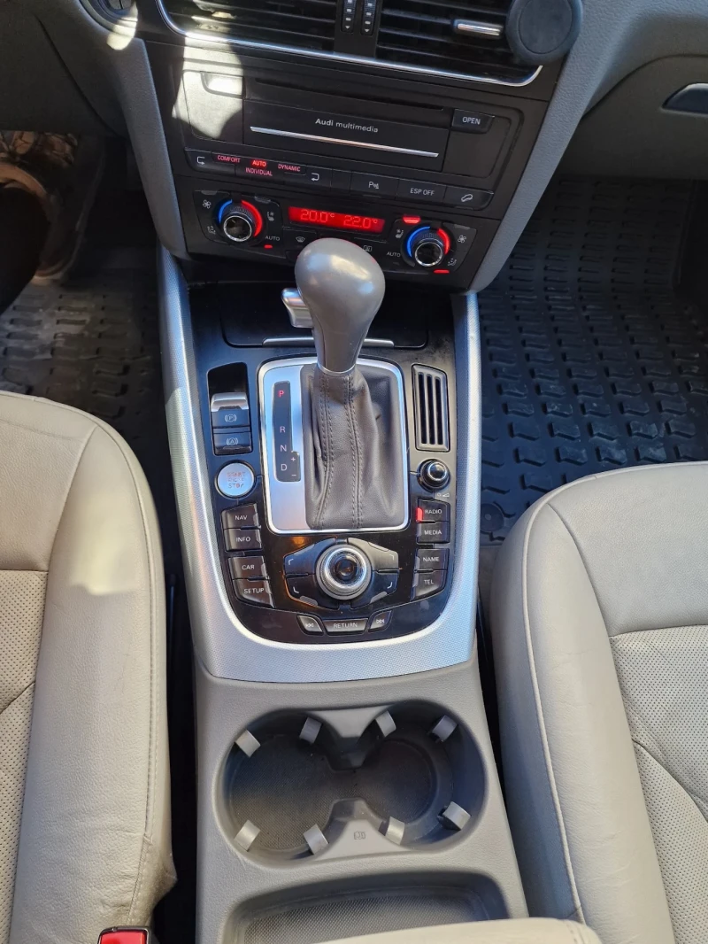 Audi Q5 3.0TDI, снимка 16 - Автомобили и джипове - 52665092