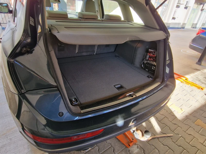 Audi Q5 3.0TDI, снимка 10 - Автомобили и джипове - 52665092