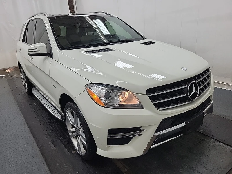 Mercedes-Benz ML 350 CDI BLUETEC * * CARFAX * * АВТО КРЕДИТ * * , снимка 3 - Автомобили и джипове - 52842877
