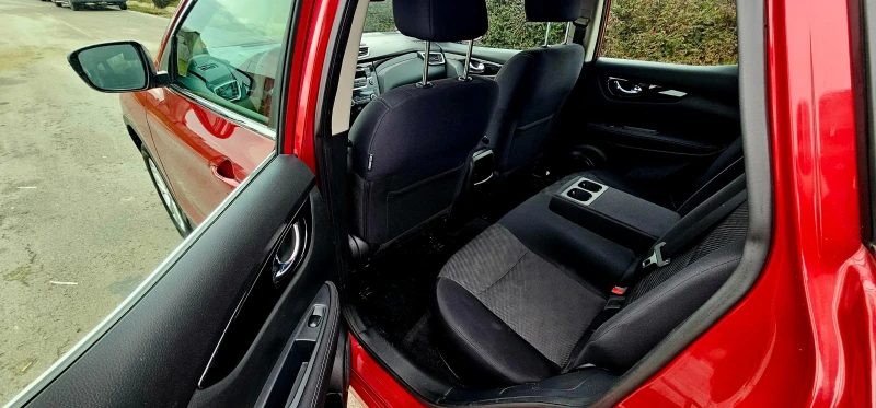 Nissan Qashqai 1.2 J11, снимка 9 - Автомобили и джипове - 53381883