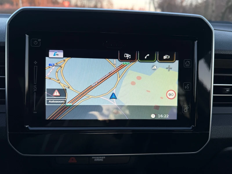 Suzuki Ignis 1.2Black&Red///Camera///Navi///FuLL-History!!!, снимка 14 - Автомобили и джипове - 53446620