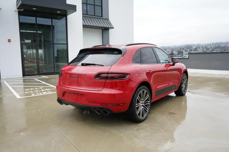 Porsche Macan GTS * CARFAX * АвтоКредит* (ЦЕНА ДО БГ), снимка 6 - Автомобили и джипове - 53457540