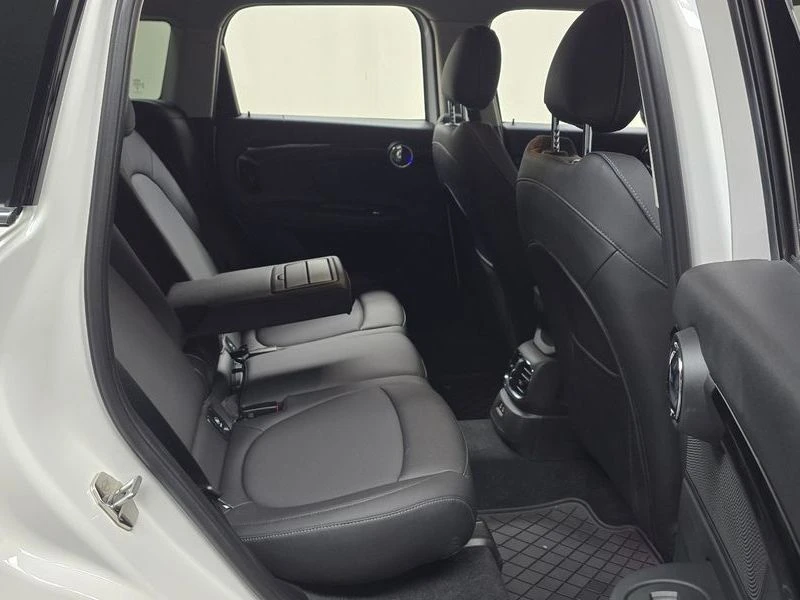 Mini Countryman 1.5 Automatic, снимка 11 - Автомобили и джипове - 56002133